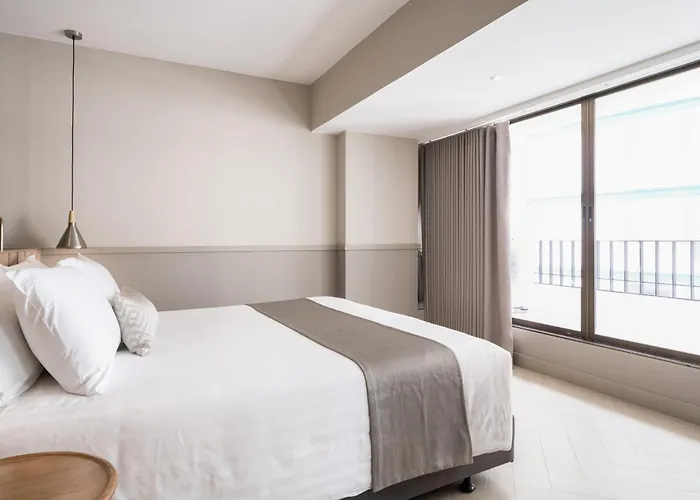 Hotel Glow Sukhumvit 71 4*