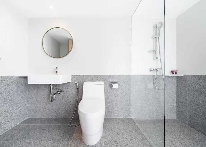Hotel Glow Sukhumvit 71 4*